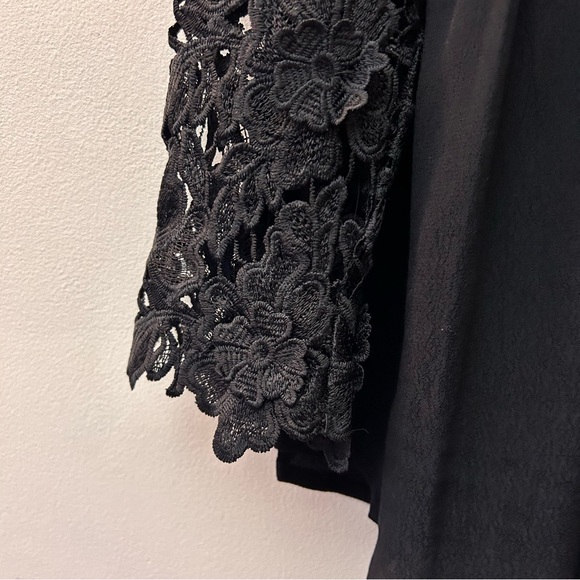 Anthropologie Guest Editor black lace top flowy bottom blouse size small - Picture 3 of 8
